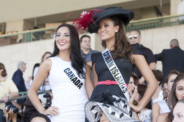 Miss Universe 2011 contestants play football in Sao Paulo