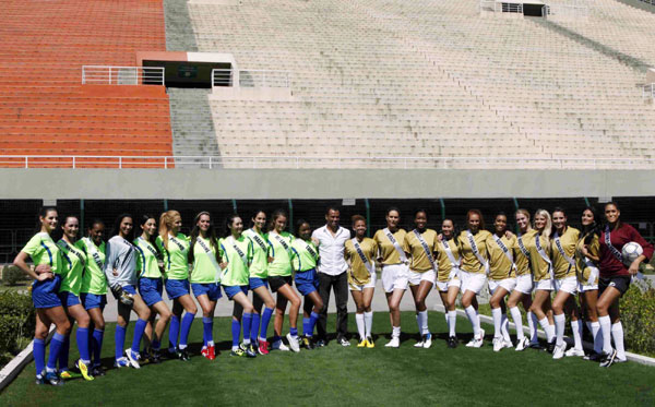 Miss Universe 2011 contestants play football in Sao Paulo