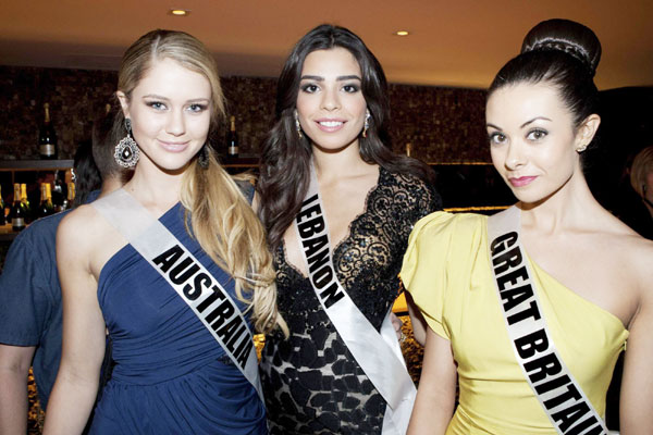 Miss Universe 2011 contestants play football in Sao Paulo