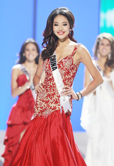 Miss China Luo Zilin in Miss Universe 2011 pageant