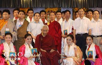 11th Panchen Lama visits Tibetan Thangka painting