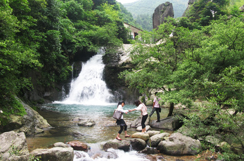 农家乐精品村——衢州柯城区七里乡黄土岭村