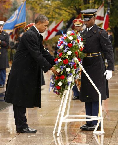 奥巴马参加退伍军人纪念日活动（图）