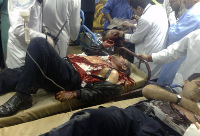 伊拉克安巴尔省自杀式袭击致百余人伤亡 省长受重伤