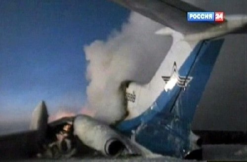 俄罗斯一客机起火爆炸 3人遇难43人受伤