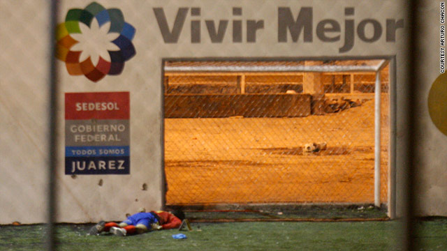 不能活着焉能更好？墨西哥公园足球场黑帮枪杀7人