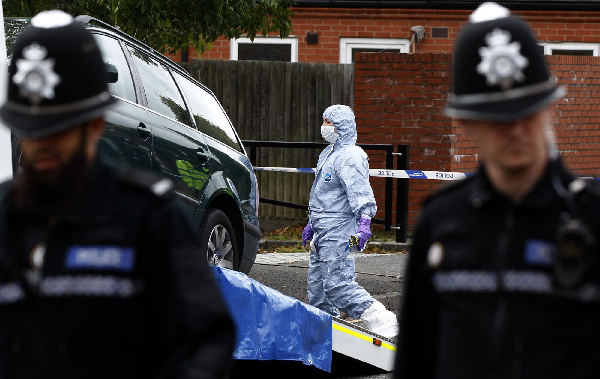 英国挫败年内最大恐怖阴谋 本土出生的6男1女被捕