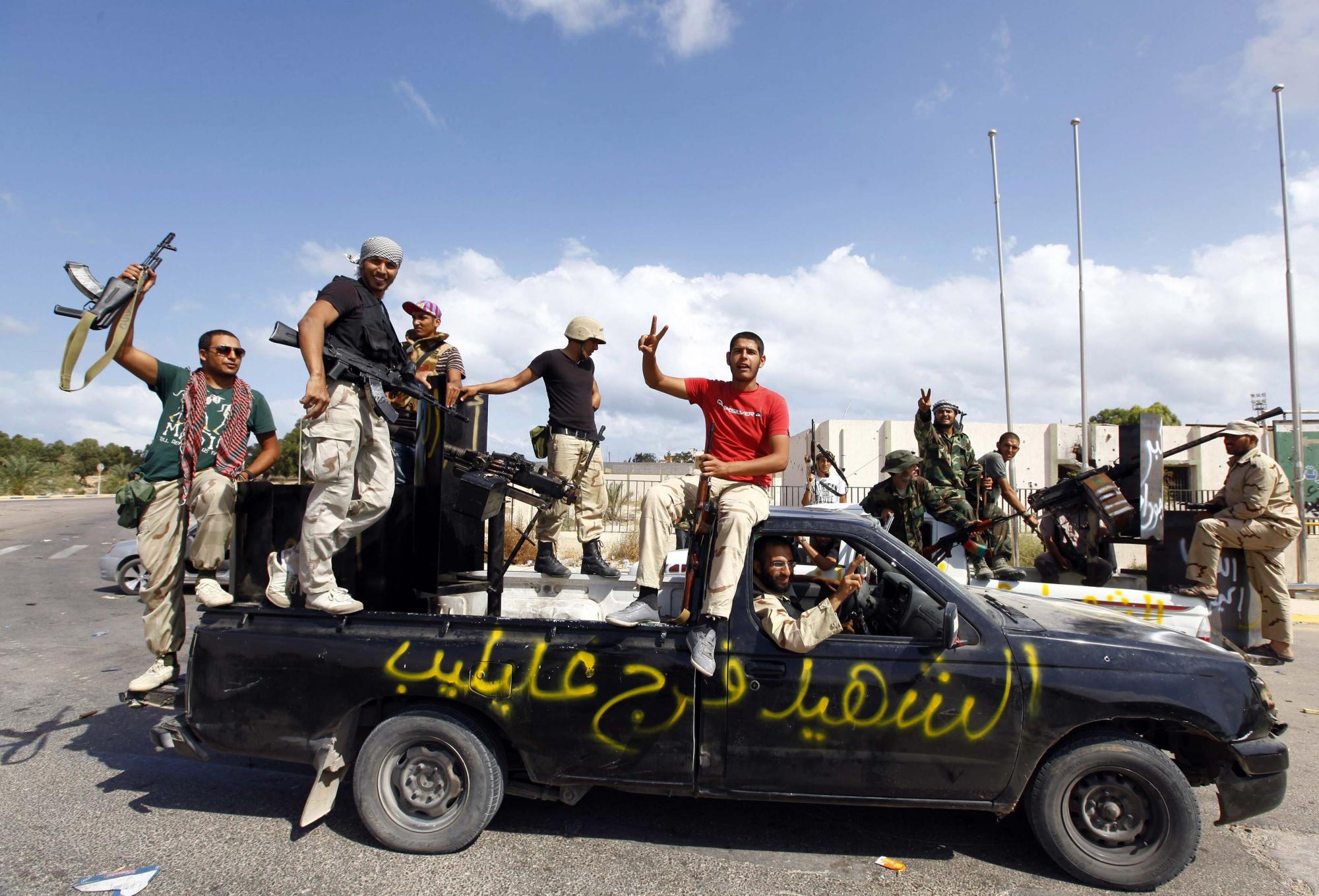 利比亚执政当局宣布控制整个南部 卡扎菲政权前总理被捕