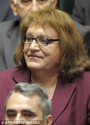 欧洲首位变性女议员就职 感谢波兰人民的选择