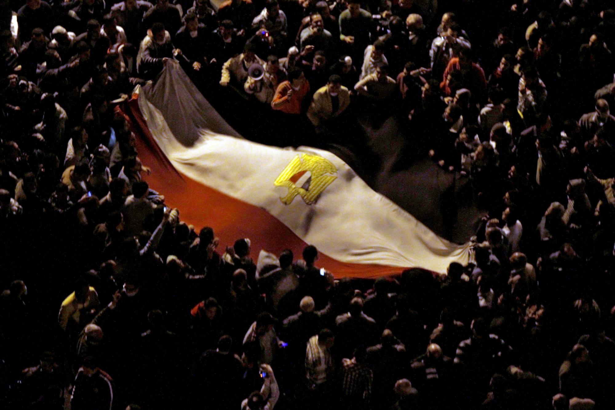 埃及骚乱致千余人死伤 多名总统候选人公开抵制大选