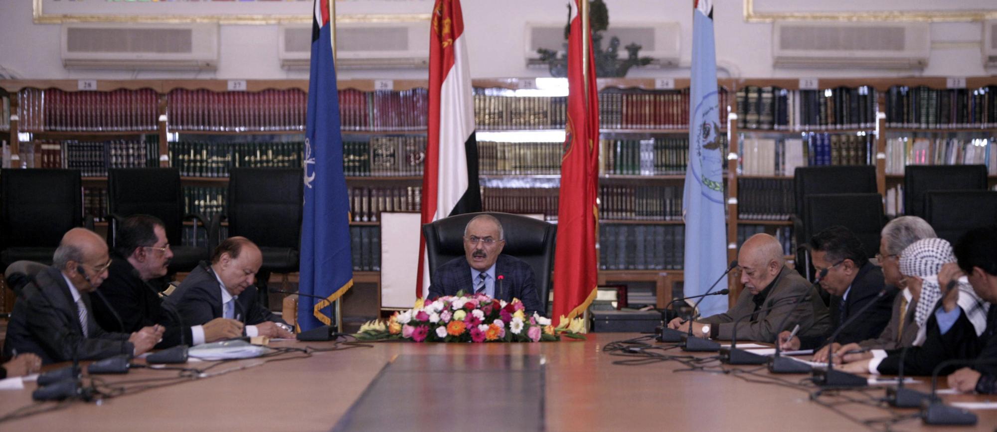 也门反对派领袖巴桑杜出任新总理 萨利赫呼吁停止示威