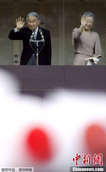 日本天皇出院返回皇宫 有意出席震灾追悼仪式