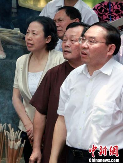 组图：湖南省委副书记访台 祭拜湘军英灵
