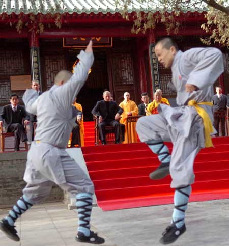 普京参观中国少林寺