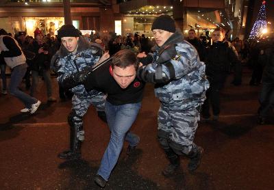 莫斯科等地再爆民族冲突 上千人遭拘捕
