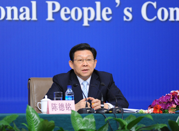 陈德铭驳斥“中国不守规则”的指责
