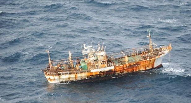 日本“鬼船”惊现加拿大西海岸 一年漂泊7000余公里