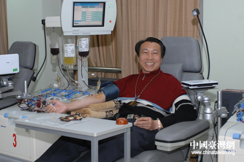 台胞陈泽人九年义务献血16万毫升 只因心中有大爱