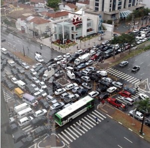 盘点全球7大堵车“盛况” 北京榜上有名