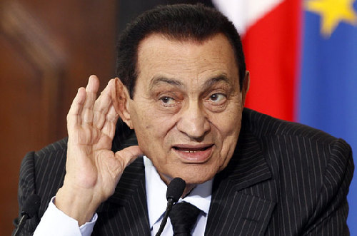64岁埃及前总统穆巴拉克狱中跌倒 头部受伤