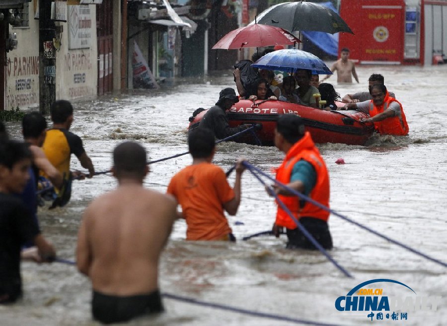 菲律宾暴雨成灾 已致2人死亡多人失踪（组图）