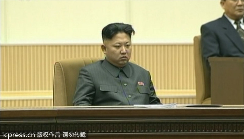 金正恩出席朝鲜中央追悼大会 纪念金正日逝世两周年