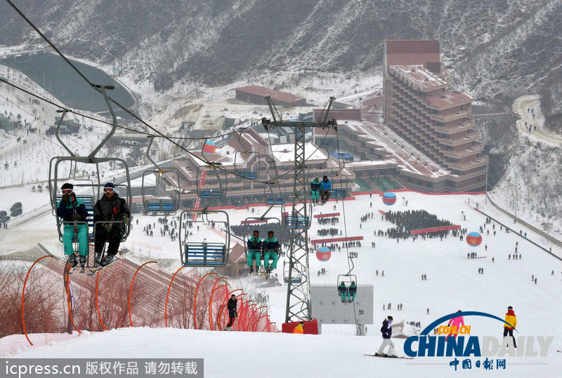 朝鲜马息岭滑雪场前后对比不一致疑似经过ps处理