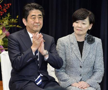 安倍夫人谈与安倍婚姻 媒体预测2014年会否离婚