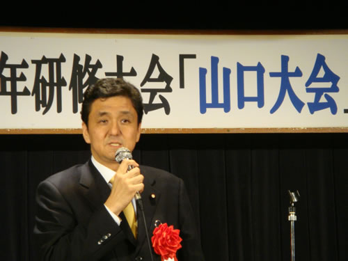 安倍晋三将派亲弟出使美国解释参拜靖国神社问题