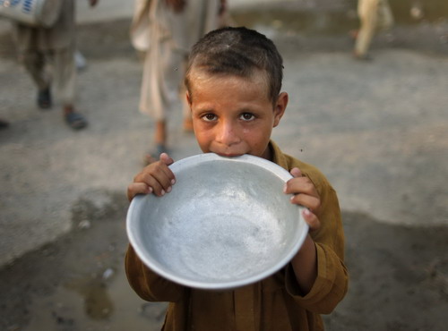Food shortage threatens life in Pakistan