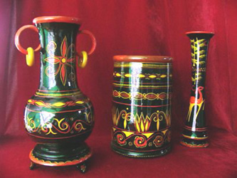 Tri-color lacquerware of Yi ethnic group