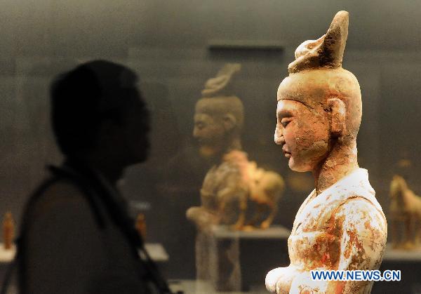 Heluo Civilization Exhibition held in central China