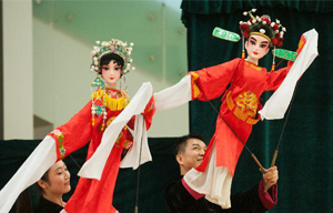 Citizens enjoy cultural activity in Tongzhou