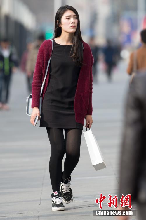 How to dress for spring? Girls in Nanjing know the answer