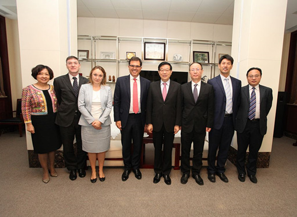 DRC President meets CEO of Prudential Corporation Asia