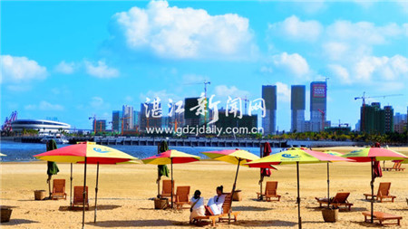 Zhanjiang balances economy and environment