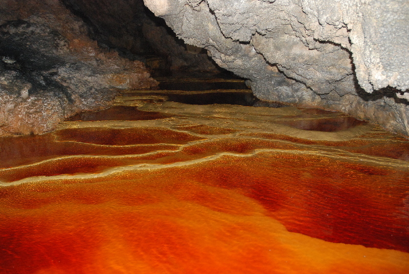 Cave's river of 5 colors to be open to public in October