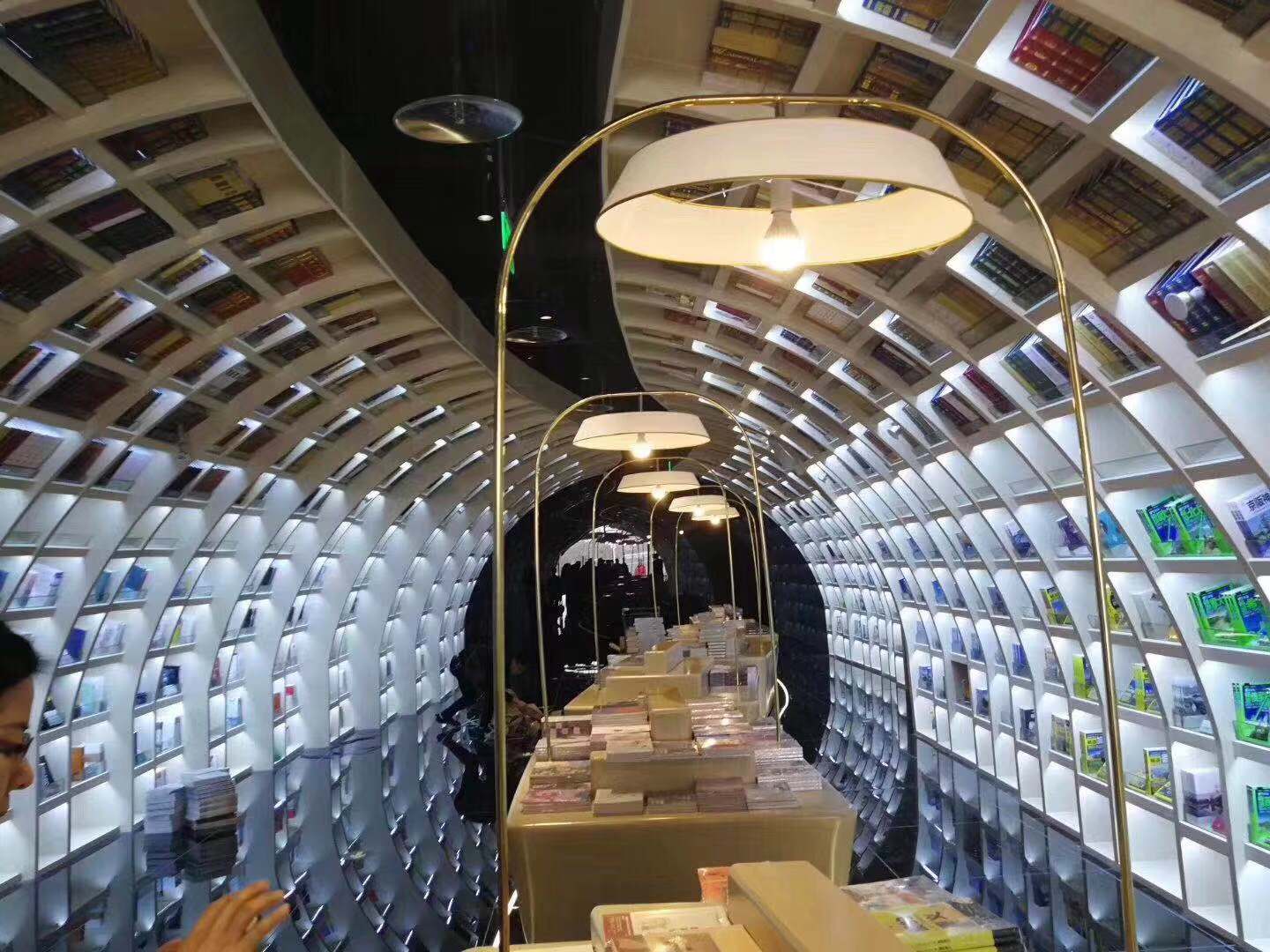 Splendid bookstore opens up in Guiyang, SW China's Guizhou province