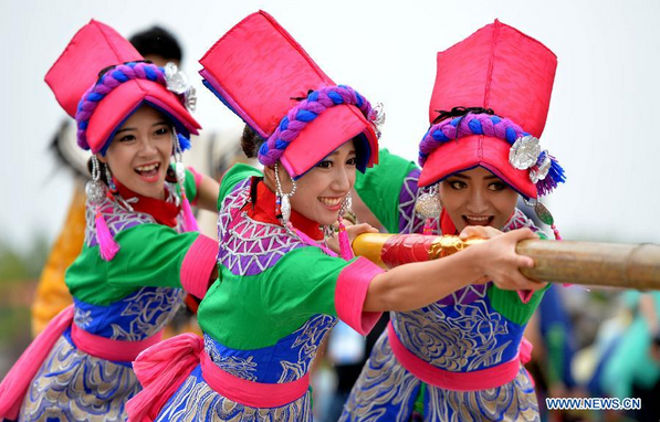 Dancers perform at 10th Chinese Ethnic Games