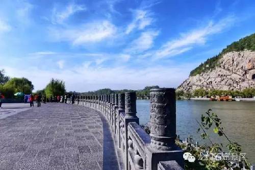 Longmen Grottoes and autumn