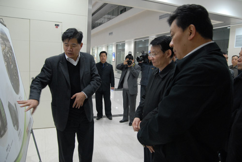 Vice Governor visits low carbon projects