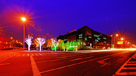 Beatiful nightscape in Huaqiao Park