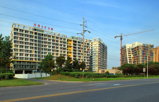 Charming Huaqiao, outsourcing base