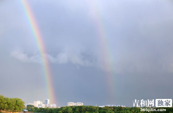 Double rainbow above Jilin sky