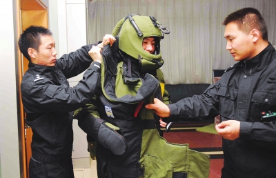 The sole expert in bomb disposal in Jilin