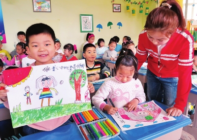 Celebrating Mother's Day across the Northeast China