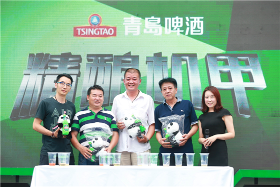 Tsingtao beer mobile brewery reaches Shanghai drinkers