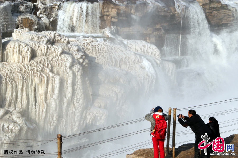 Stunning view of Yellow River Hukou ice cascade