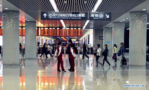 New subway line in Tianjin put into trial operation