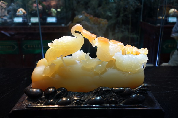 Jade carving works at Yunnan Cultural Industry Expo